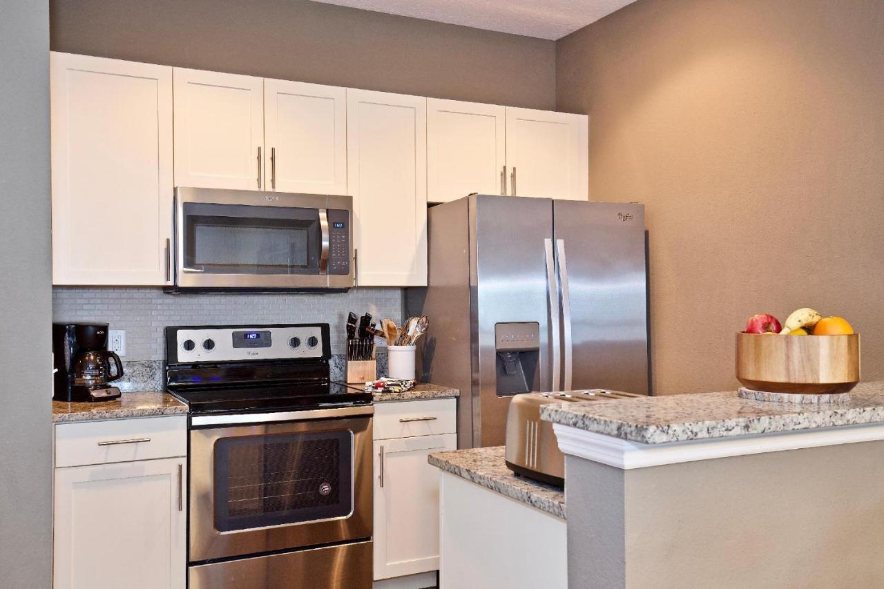 Great And Practical Townhouse In Gated Community, Sleeps 6 10 Min To Disney! Orlando Ngoại thất bức ảnh