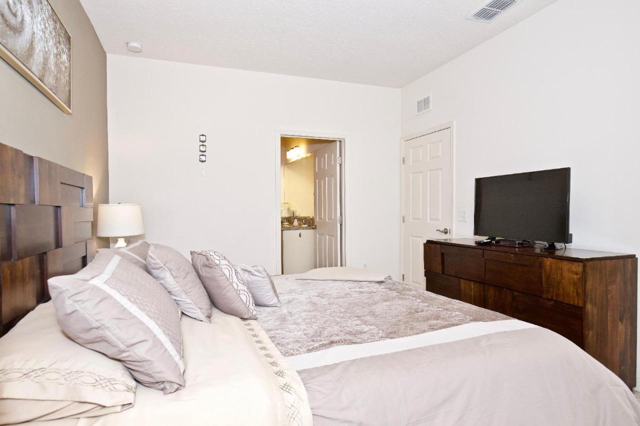 Great And Practical Townhouse In Gated Community, Sleeps 6 10 Min To Disney! Orlando Ngoại thất bức ảnh
